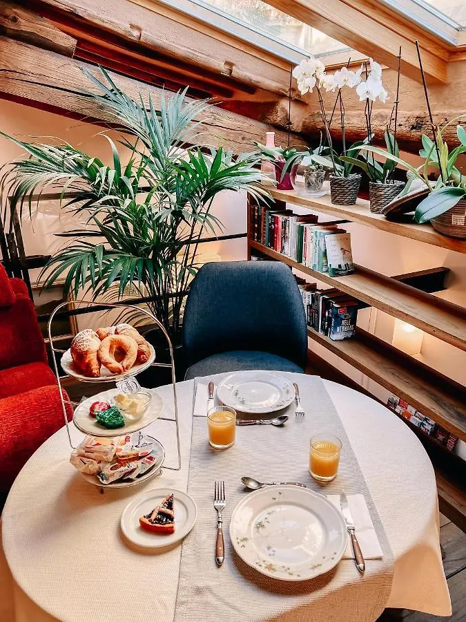 B&B Palazzo Bruchi Siena Bed & Breakfast